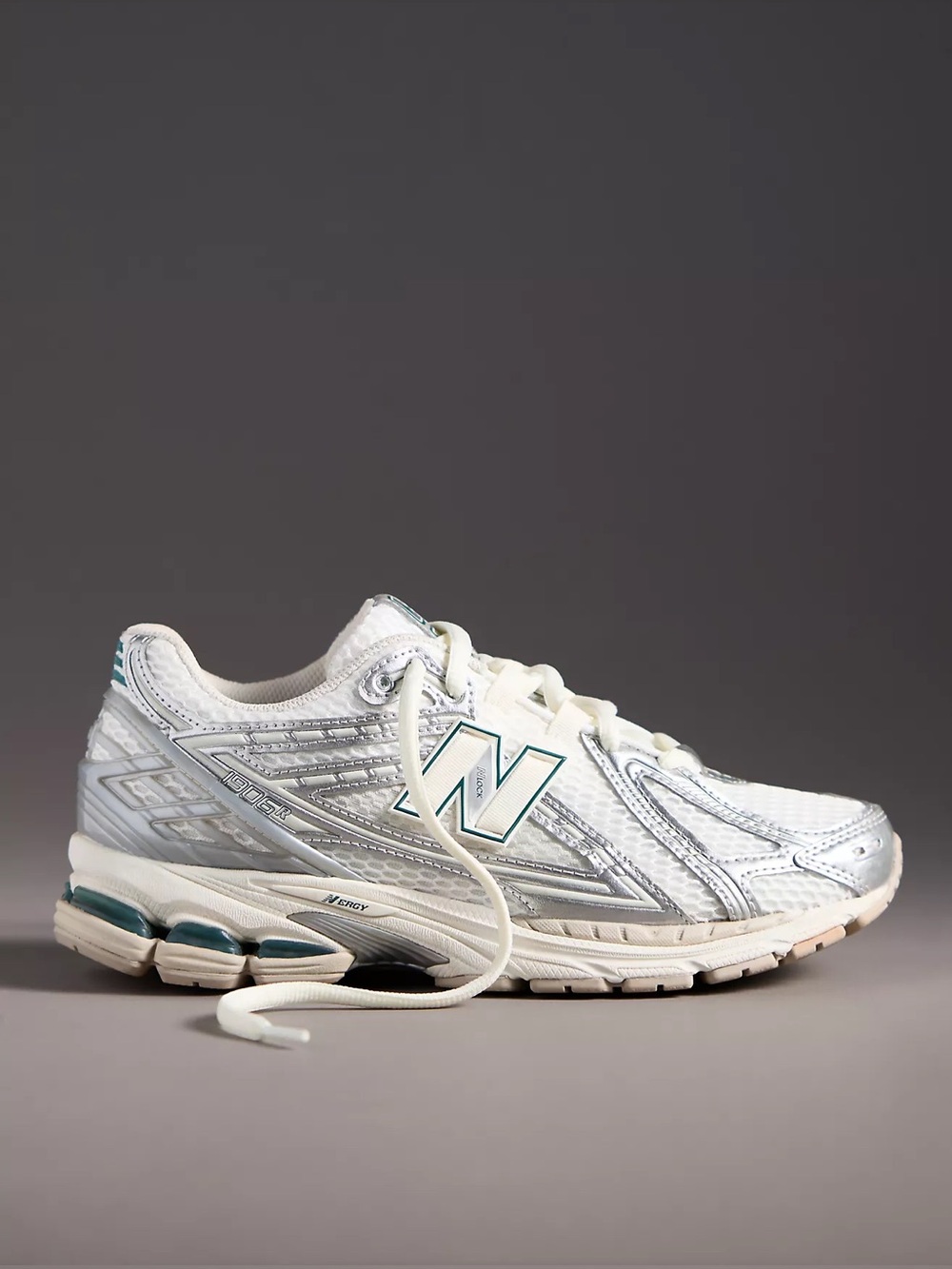 New Balance 1906R Sneakers